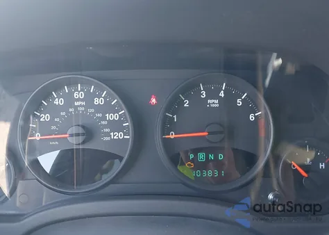 2011 Jeep Compass Sport z USA, uszkodzony, nr VIN 1J4NF1FB7BD141835